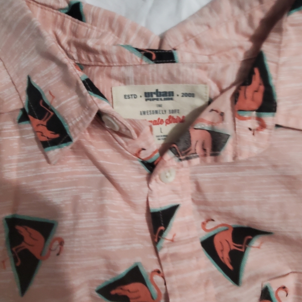 Flamingo button down - Picture 4 of 4